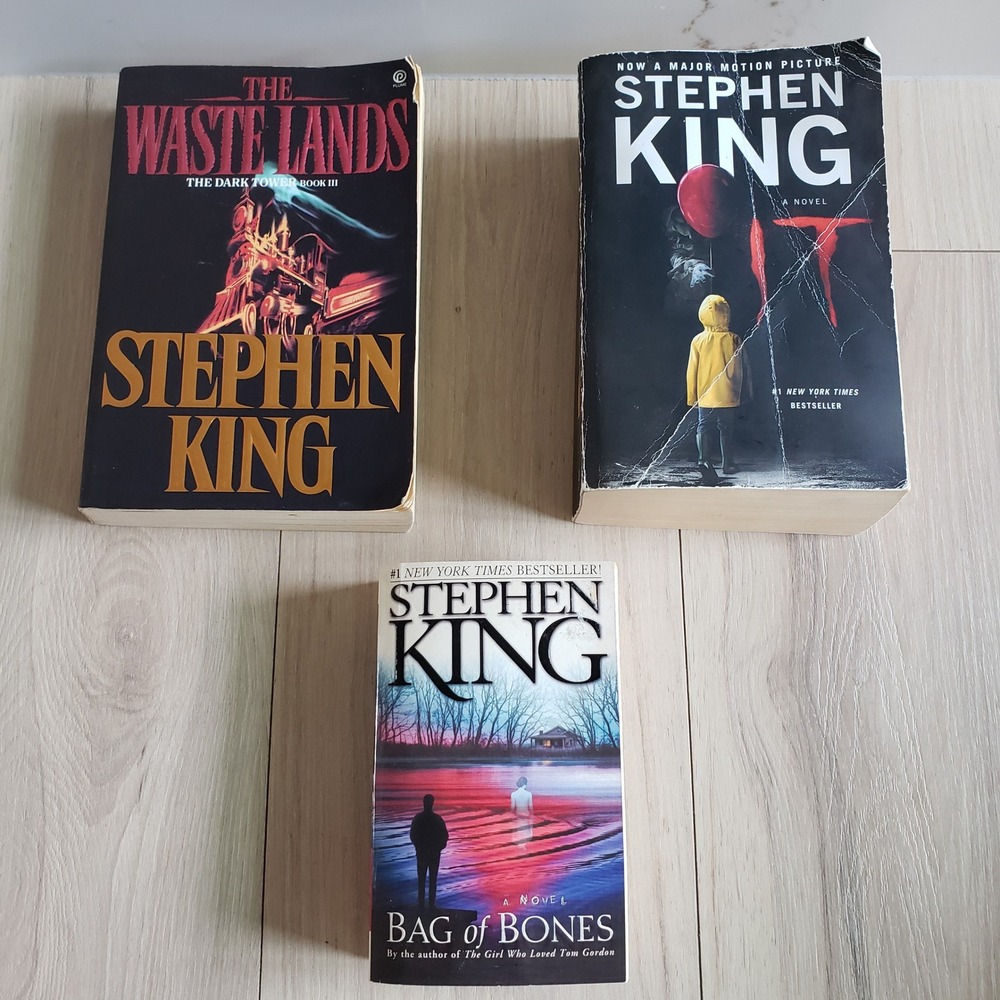 Stephen King Book Lot 3 Paperback IT Bag of Bones The Waste Lands Horror Fiction